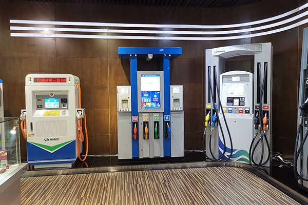 三盈加油機(jī)